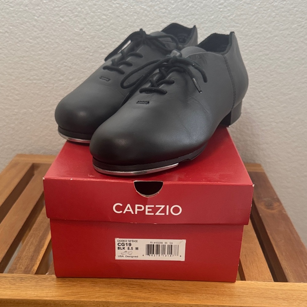Adult Capezio Cadance Black Tap Shoes  “New”